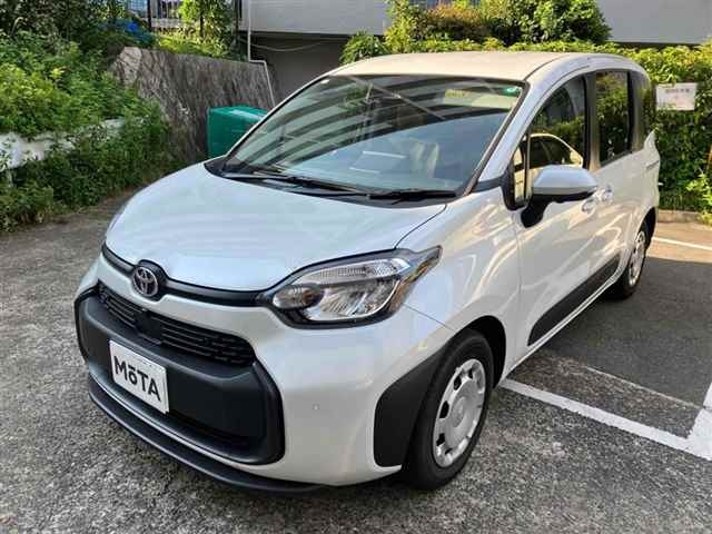 TOYOTA SIENTA 2025