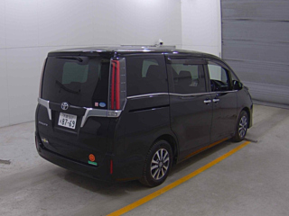 TOYOTA ESQUIRE 2020