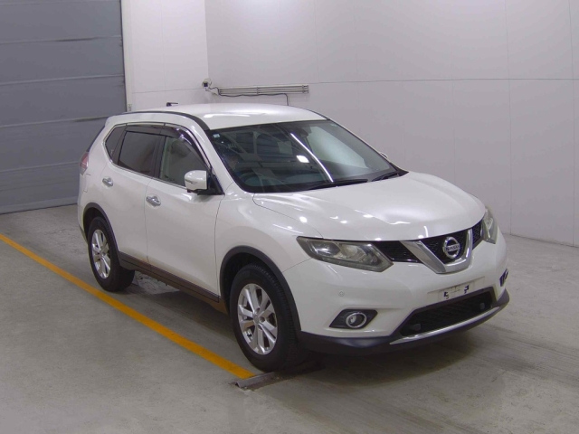 NISSAN X-TRAIL 2014