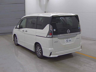 NISSAN SERENA 2019