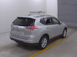 NISSAN X-TRAIL 2014