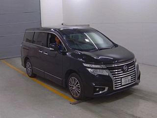 NISSAN ELGRAND 2017