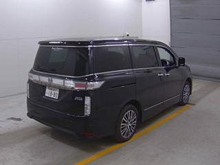 NISSAN ELGRAND 2017