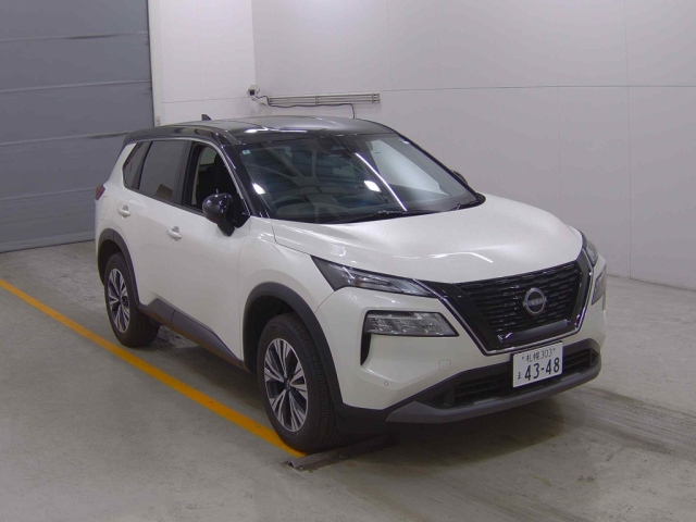 NISSAN X-TRAIL 2024