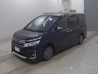 TOYOTA VOXY 2015
