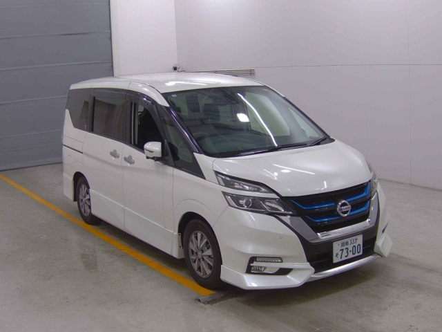 NISSAN SERENA 2018