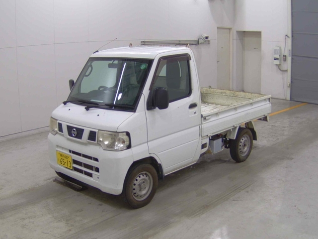 NISSAN CLIPPER TRUCK 2012