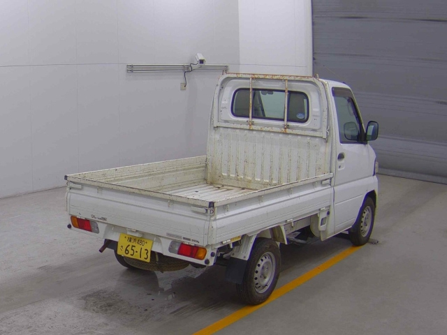 NISSAN CLIPPER TRUCK 2012