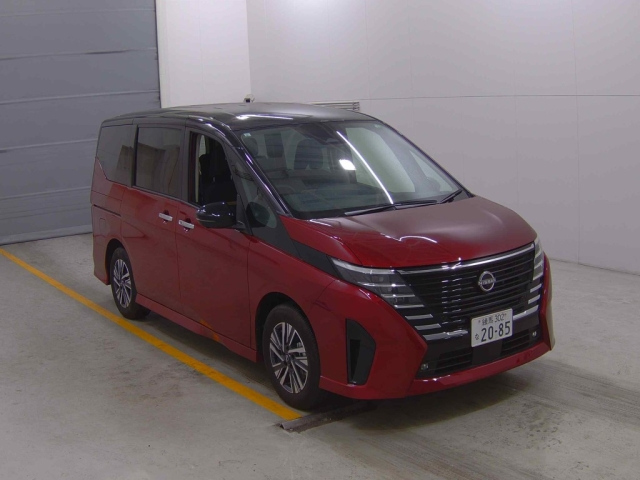 NISSAN SERENA 2023