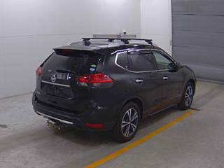 NISSAN X-TRAIL 2018