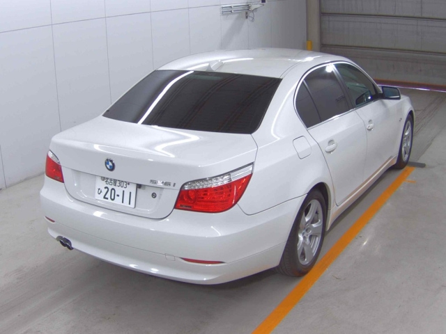 BMW 5 SERIES 2009