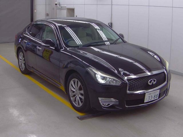 NISSAN FUGA 2015