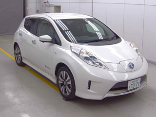 NISSAN LEAF 2017