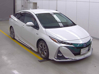 TOYOTA PRIUS PHV 2017