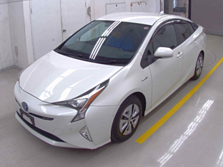 TOYOTA PRIUS 2016