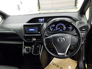 TOYOTA ESQUIRE 2015