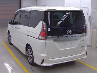 NISSAN SERENA 2017