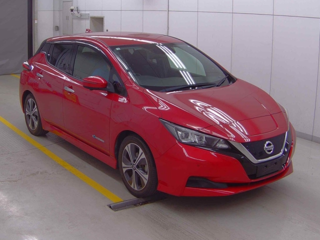 NISSAN LEAF 2020