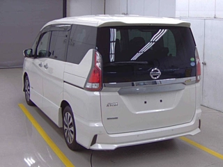 NISSAN SERENA 2018