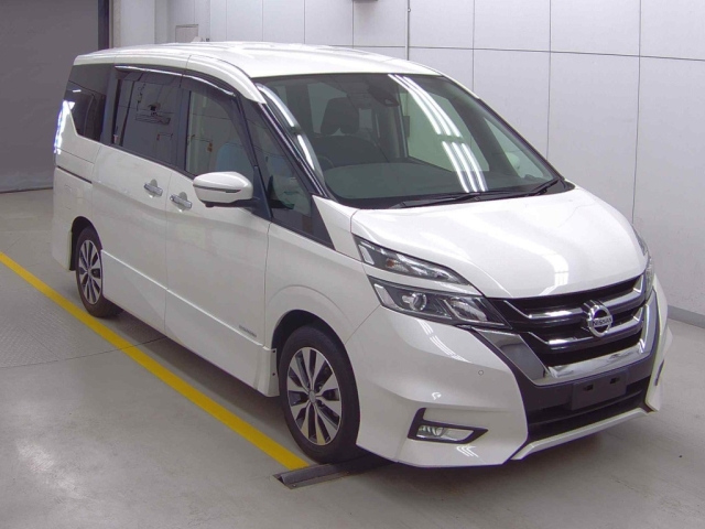 NISSAN SERENA 2018