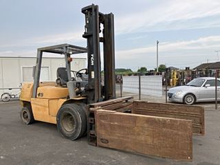 Заказать TCM FORKLIFT