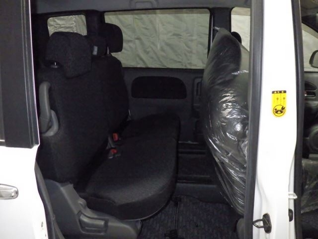 TOYOTA SIENTA 2014