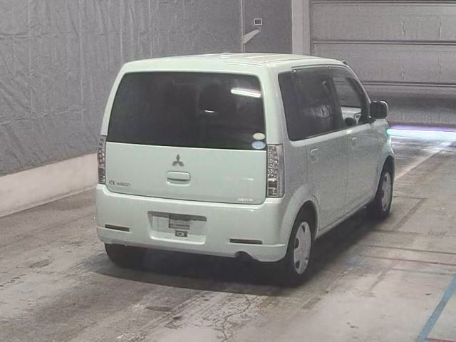 MITSUBISHI EK WAGON 2010