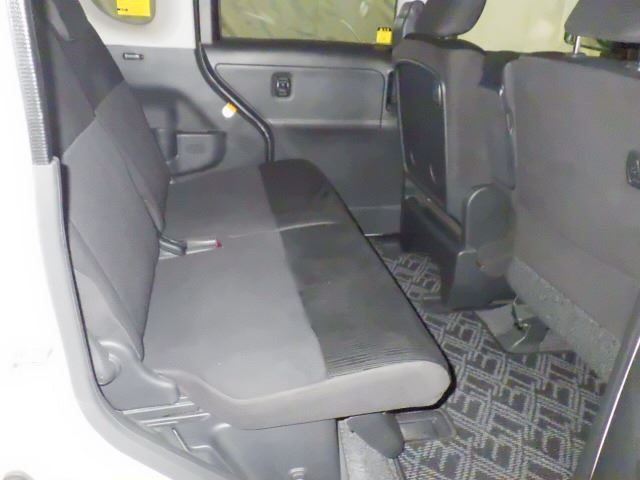 DAIHATSU TANTO 2011