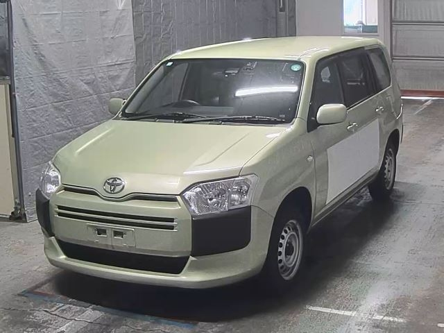TOYOTA PROBOX 2020