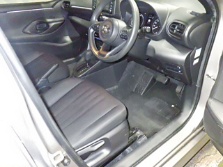 TOYOTA YARIS 2021