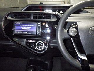 TOYOTA AQUA 2020