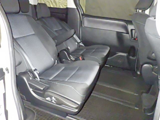 TOYOTA NOAH 2014