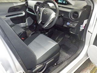 TOYOTA AQUA 2012