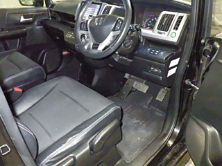 HONDA STEP WAGON 2014