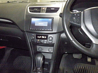 SUZUKI SWIFT 2012