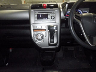 HONDA ZEST 2011