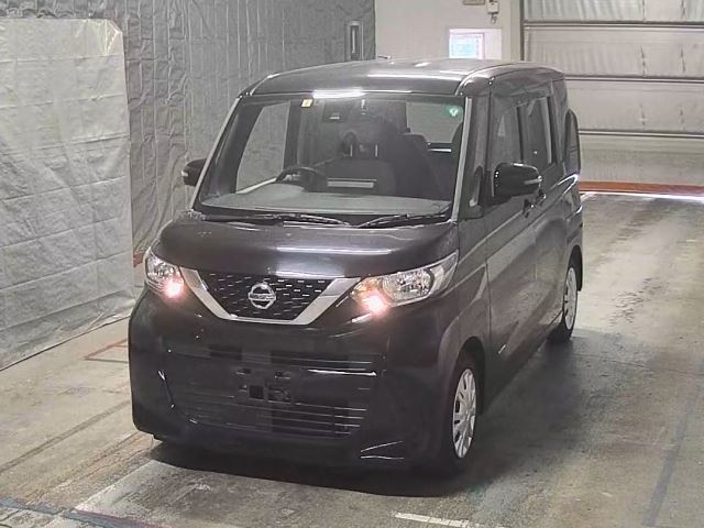NISSAN ROOX 2022