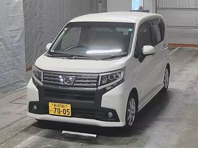 DAIHATSU MOVE 2014