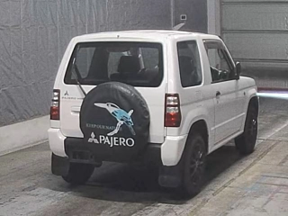 MITSUBISHI PAJERO MINI 2011