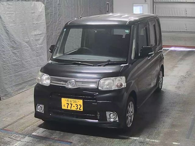 DAIHATSU TANTO 2013