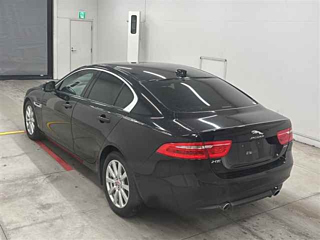 Заказать JAGUAR XE