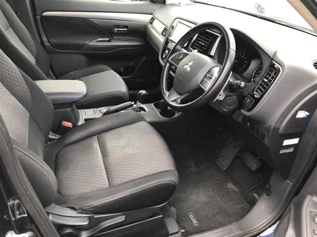 MITSUBISHI OUTLANDER 2014