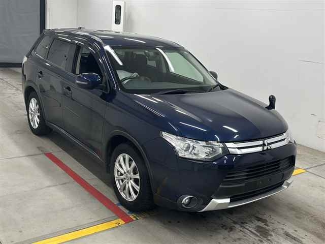 MITSUBISHI OUTLANDER 2014