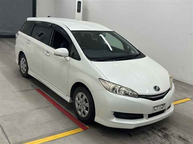 TOYOTA WISH 2012