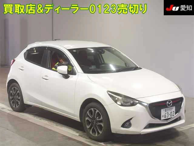 MAZDA DEMIO 2015