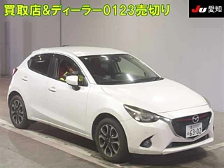 MAZDA DEMIO 2015
