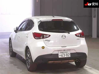 MAZDA DEMIO 2015