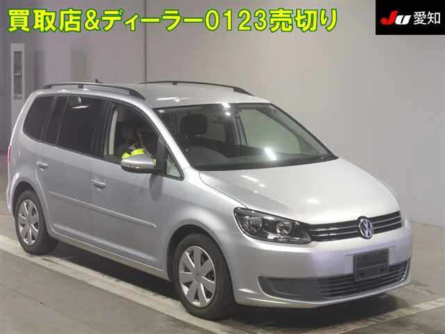 VOLKSWAGEN GOLF TOURAN 2012