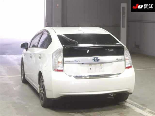 TOYOTA PRIUS PHV 2013