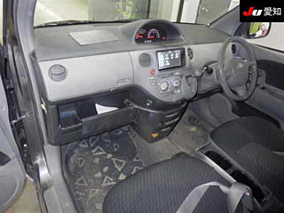 TOYOTA SIENTA 2008